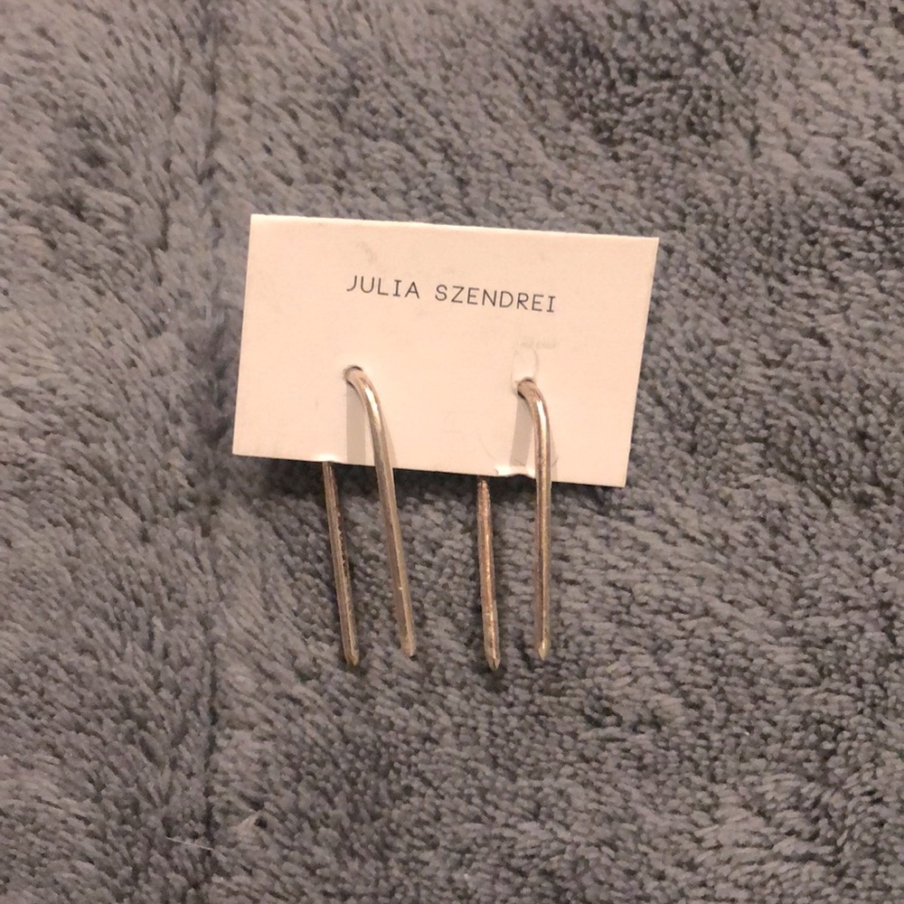 Julia Szendrei NWT Staple Earrings